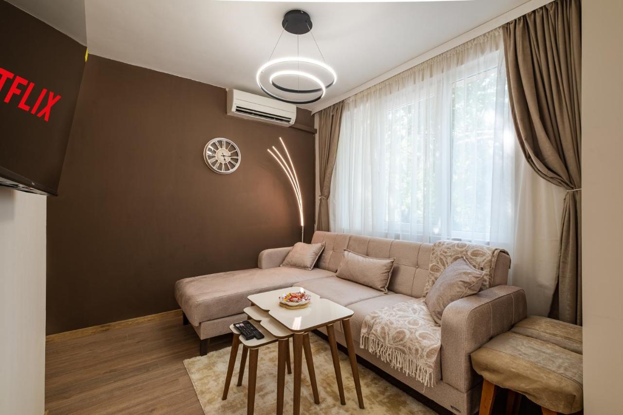 Appartamento Second Next To Sea Garden Varna